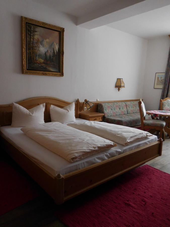 Kaiserhof Hotel Sonne Nordlingen Bagian luar foto