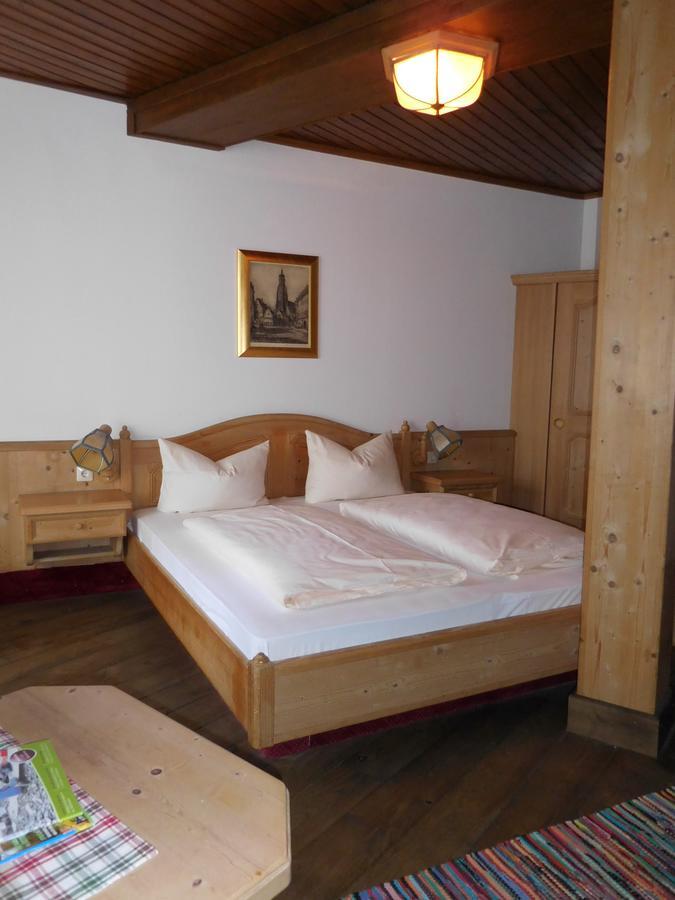 Kaiserhof Hotel Sonne Nordlingen Bagian luar foto